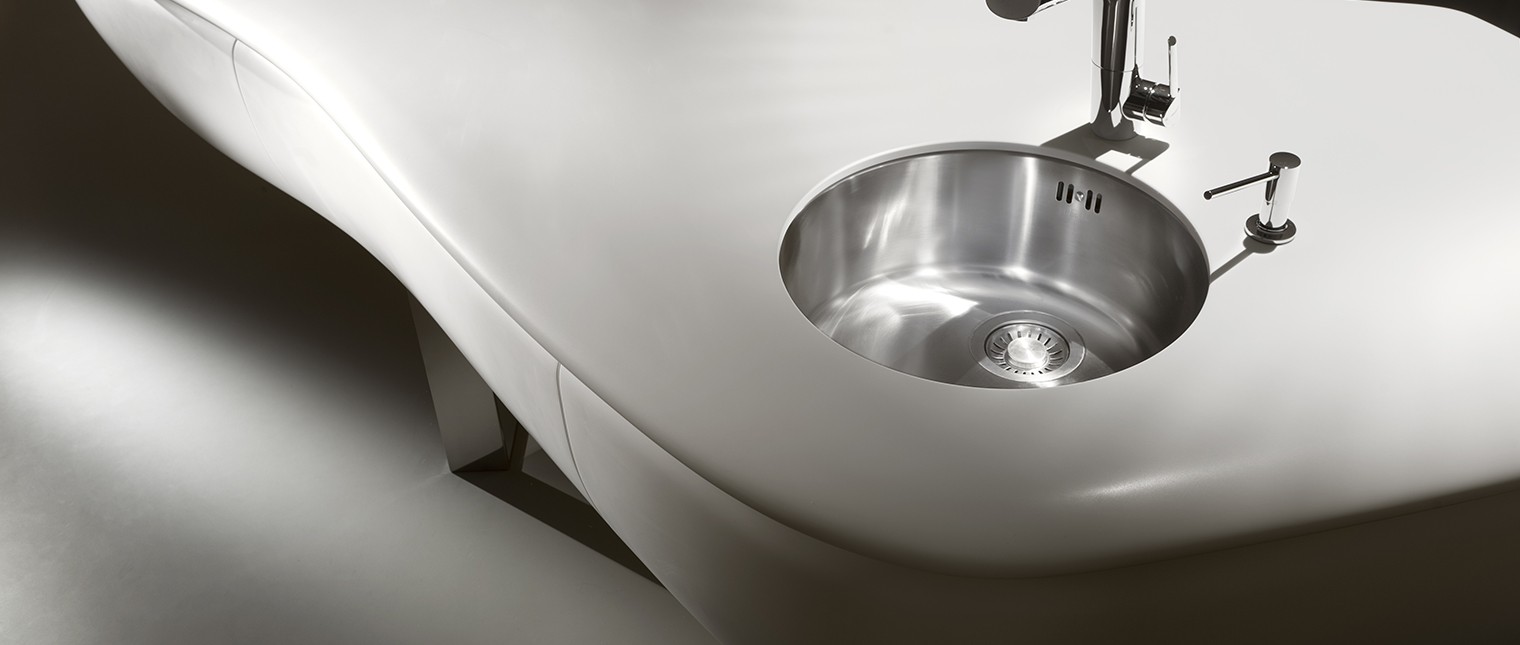 Expozitia Maison & Objet va avea loc in perioada 5-9 septembrie 2014 in Villepinte. In cadrul acesteia LG Hausys va expune cel mai nou concept de bucatarie – Leaf – realizat in intregime din HI-MACS® : chic, simplu cu un design organic ce impresioneaza.

In acest an bucataria LEAF se afla la loc de onoare, incantand ochii celor ce apreciaza liniile […] Mai mult…