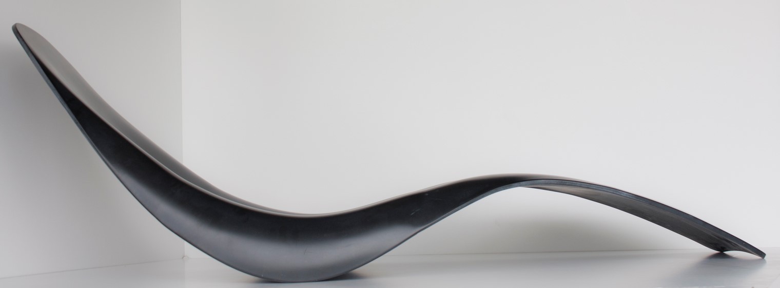 Mobilierul are un rol important in amenajarile exterioare, iar odata cu venirea sezonului cald terasele trebuie sa fie pregatite. Un exemplu de astfel de mobilier este FLOATER, sezlongul din HI-MACS® proiectat de Manuel Kretzer (Responsive Design Studio).
 […] Mai mult…