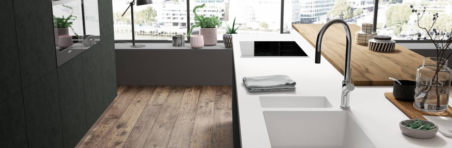 Funcționalitate perfectă și design elegant pentru bucătării, băi și domeniul medical.

După mai mult de 25 de ani de experiență pe piața compozitelor LG Hausys lansează noi colecții Hi-Macs: noile chiuvete de bucătărie și lavoare de baie sunt realizate printr-un proces de turnare de înaltă tehnologie ce asigură cea mai bună calitate a produsului.

Noua colecție de chiuvete de bucătărie și lavoare […] Mai mult…